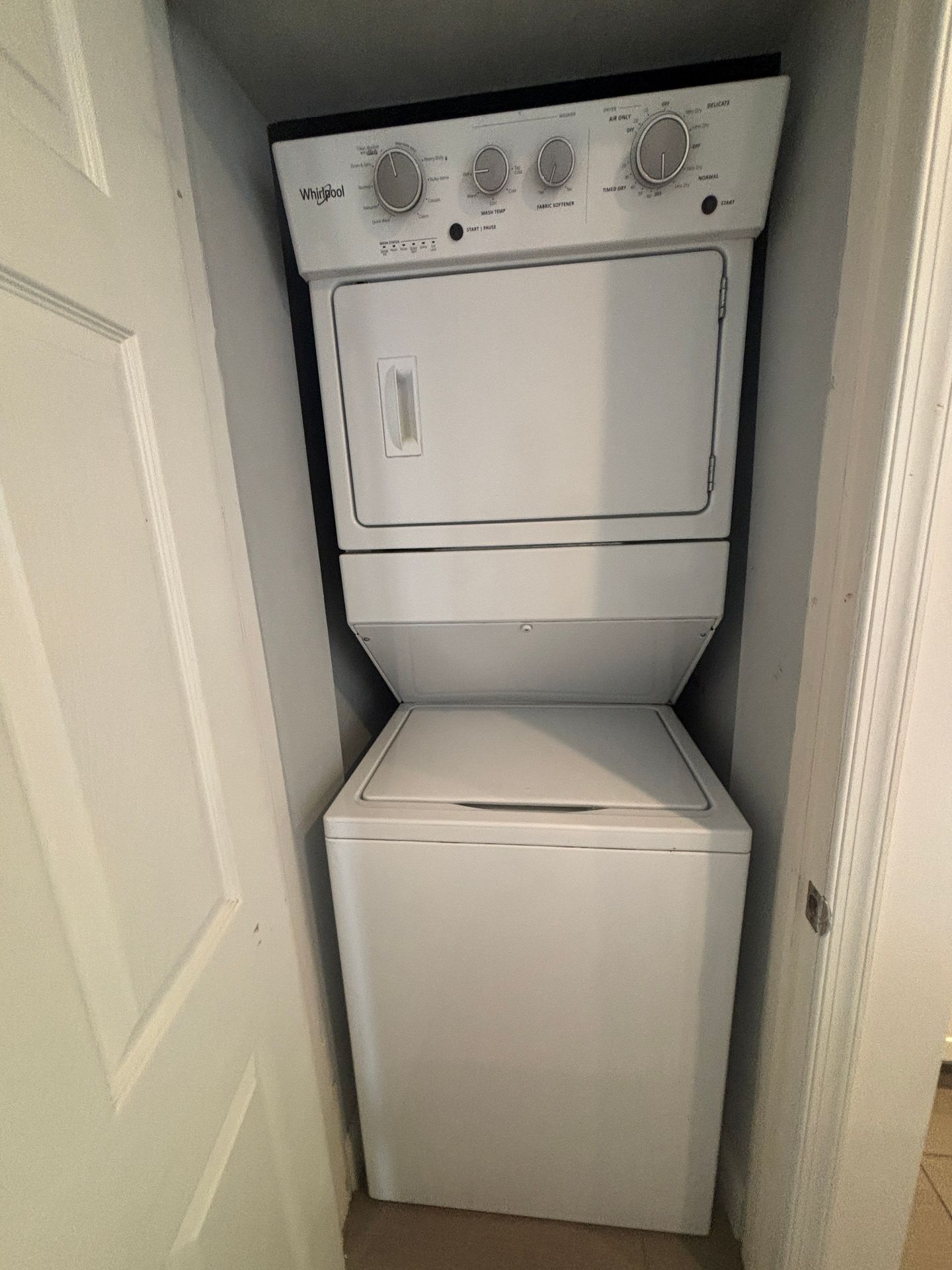 2 Bed | 1.5Bath  Townhomes in Hatfield