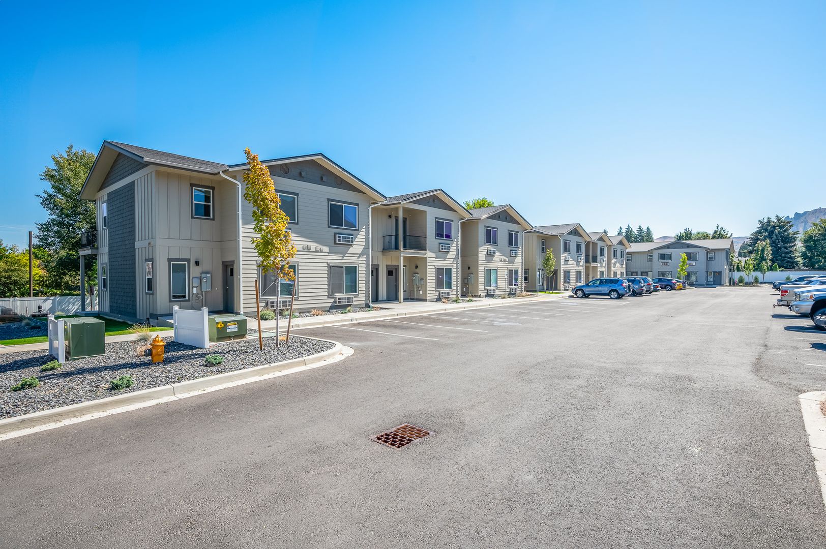 Wenatchee Apartment: 1417 5th st