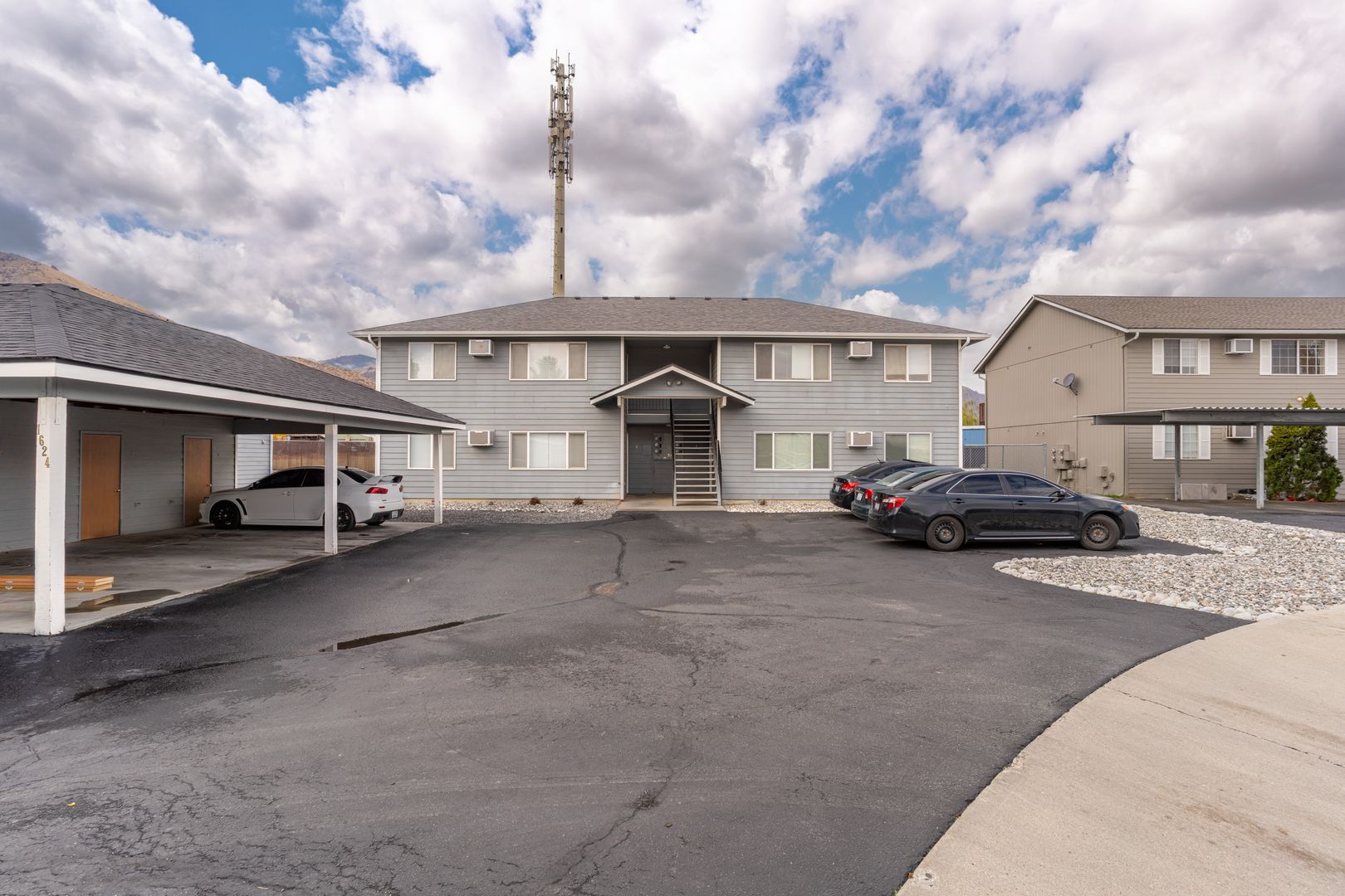 wenatchee Apartment: 1624 Cross St