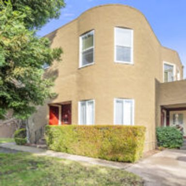 Very Nice 2 bedroom & 1 bath – photo 1