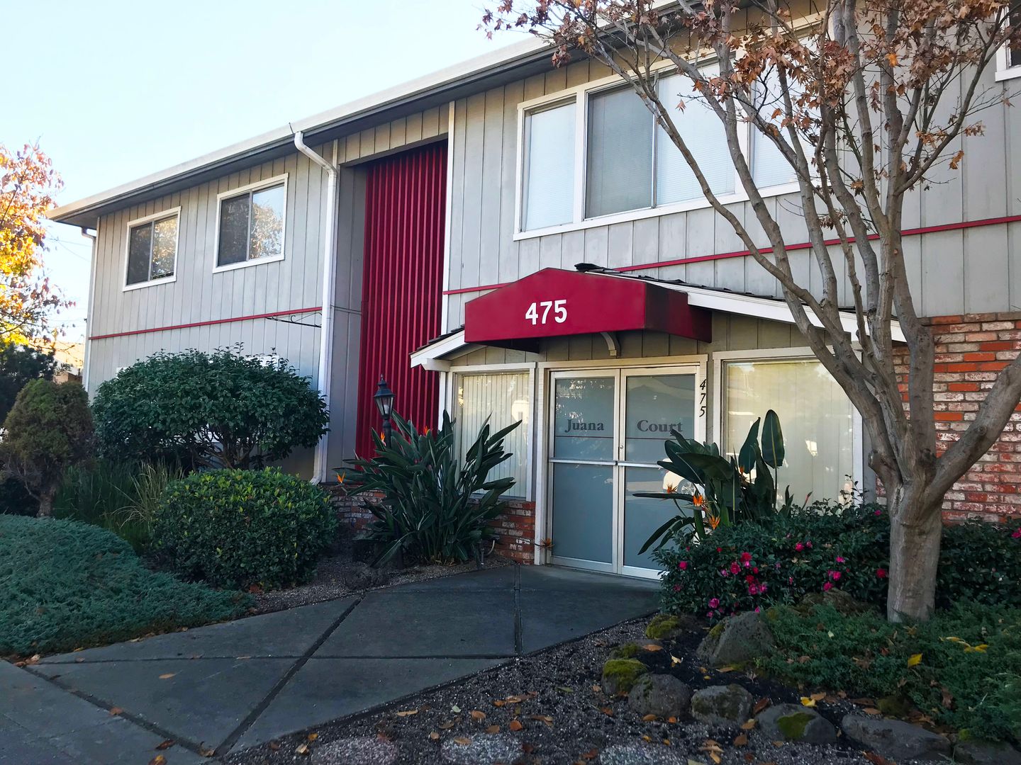 San Leandro Apartment: 475 Juana Ave
