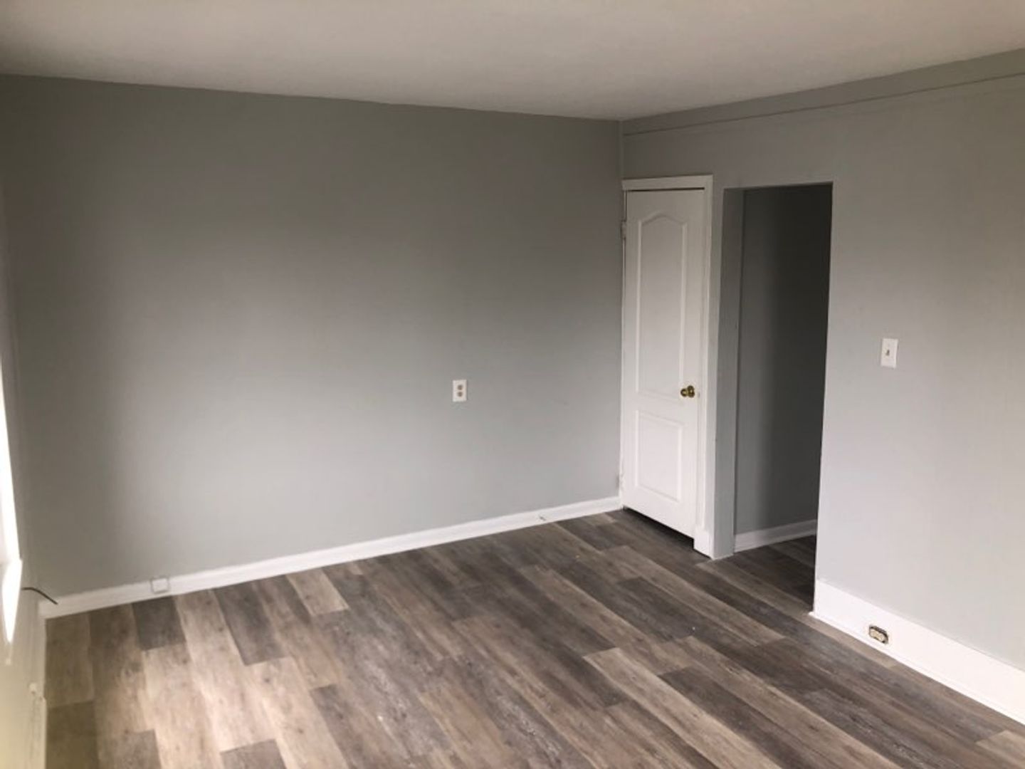 Pleasantville Apartment: 132 N 1st St