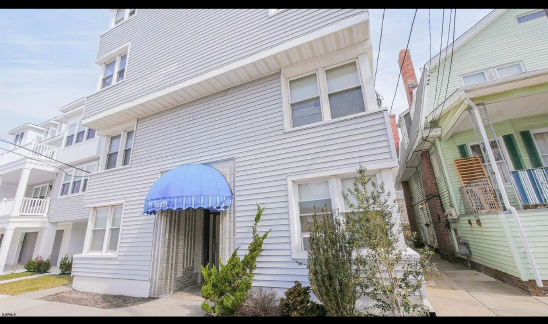 Studio, 1 bathroom apartment ready for move in! 