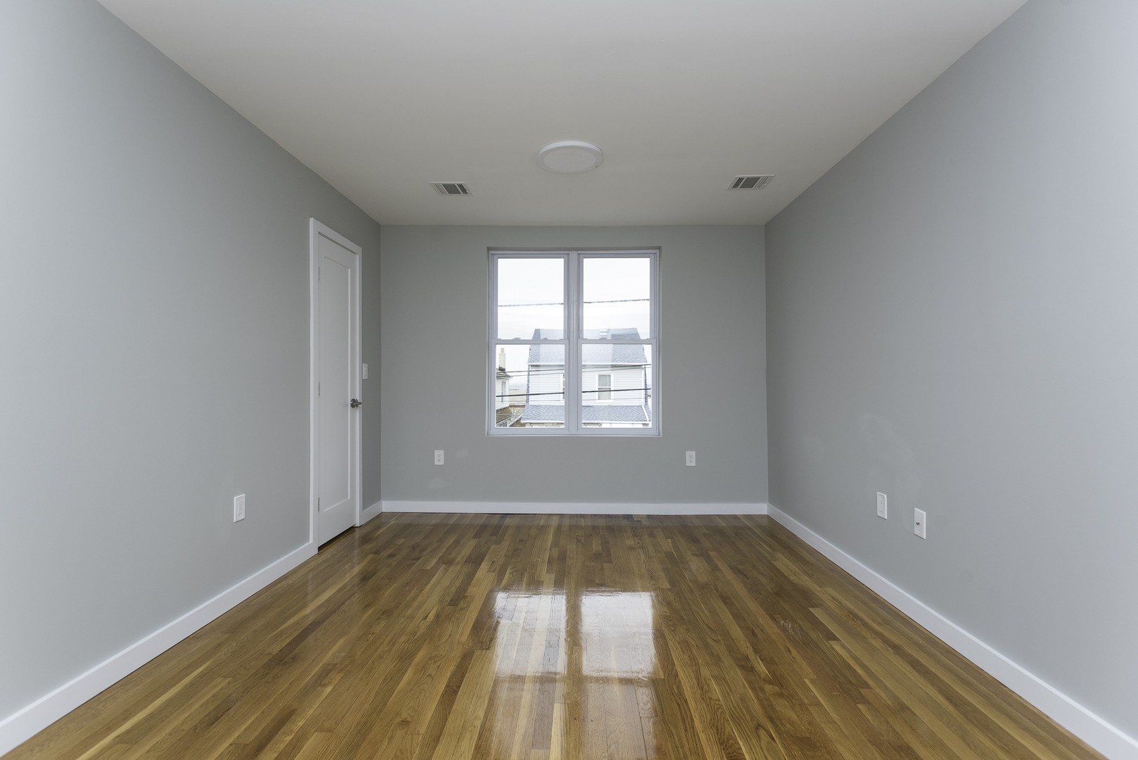 North Bergen Apartment: 8610 Newkirk Ave