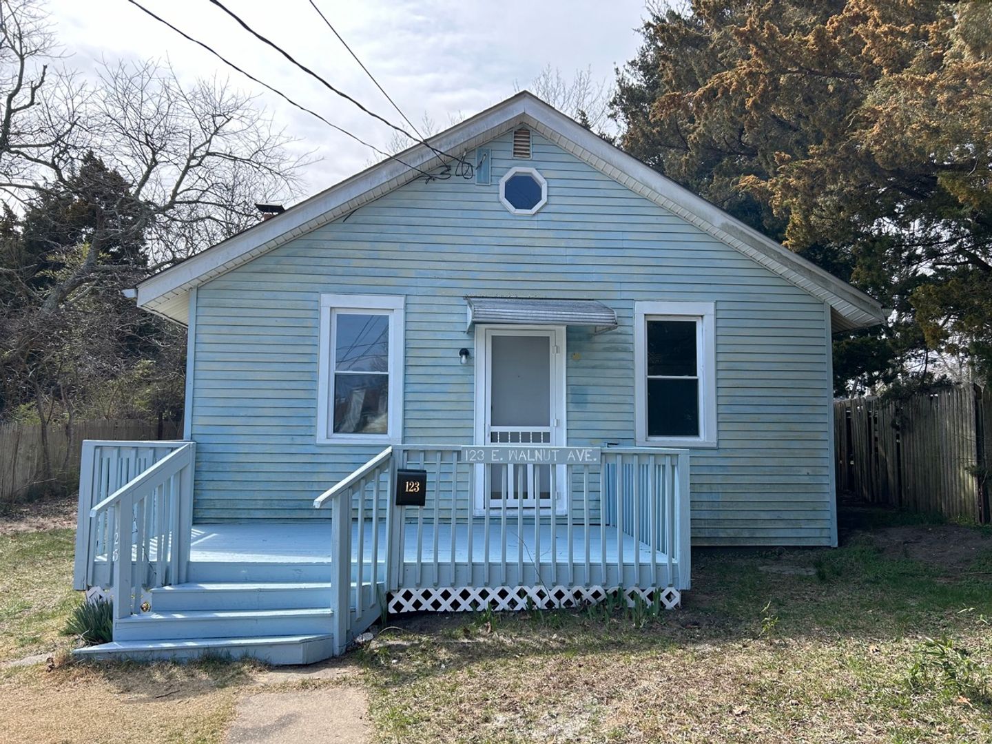 Pleasantville House: 123 Walnut Avenue