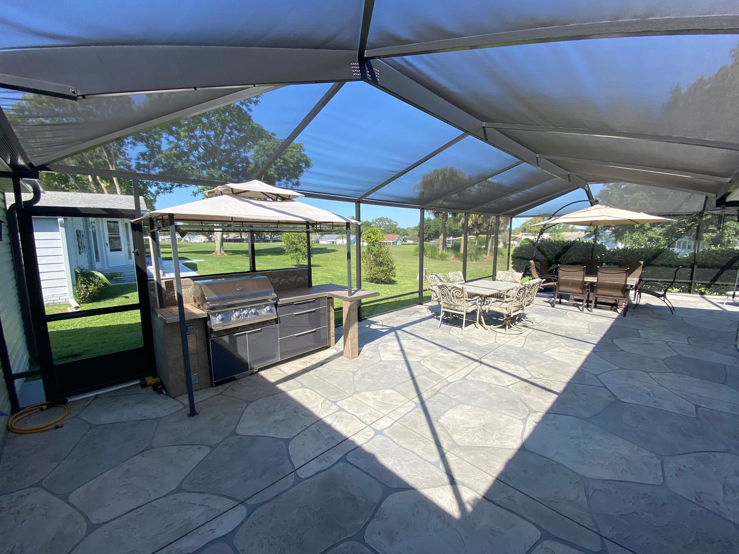 Grill area at 1205 - Hetherington - Nield - Starkie (4 of 4)