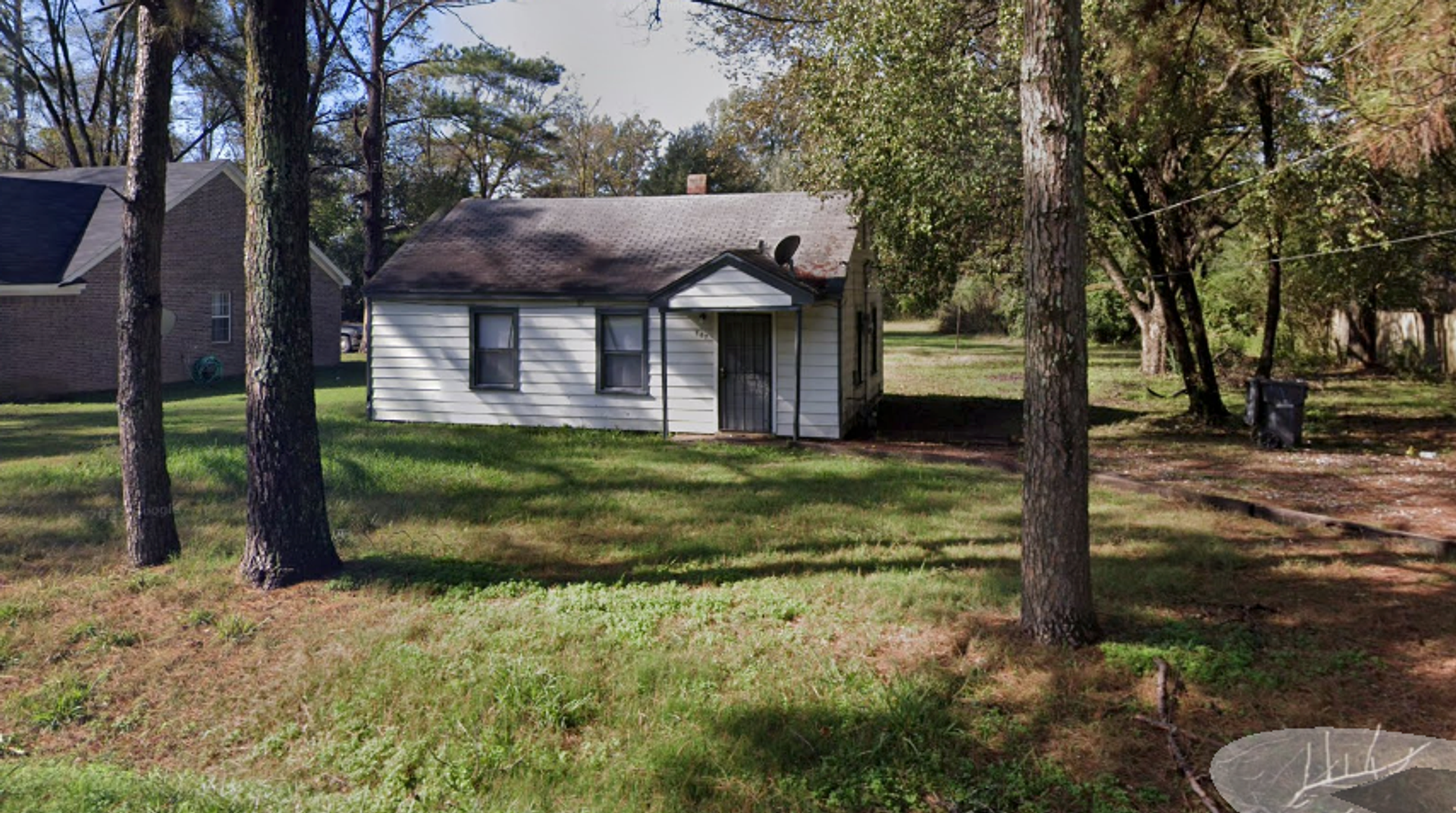 West Helena House: 707 Mimosa