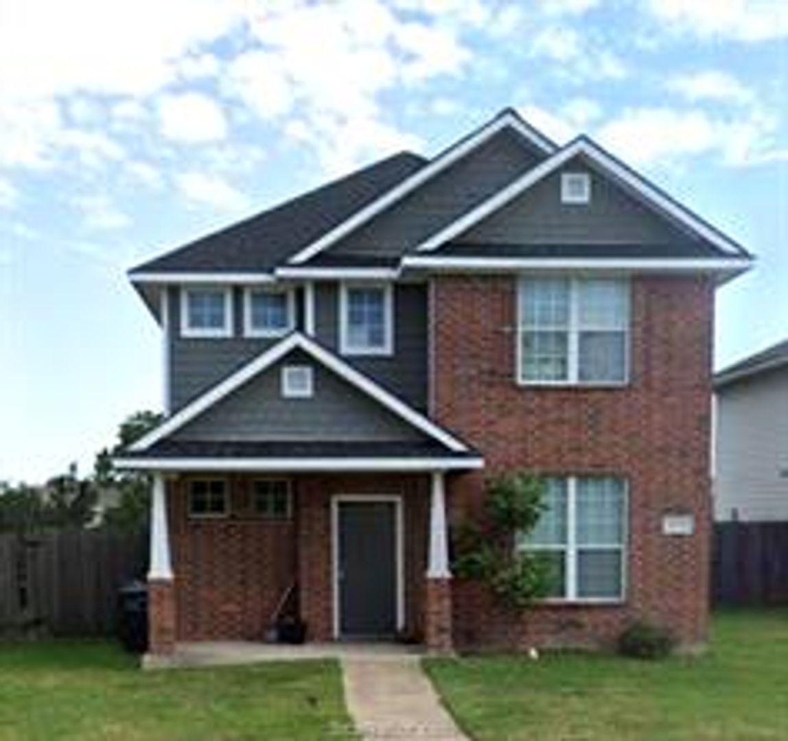 College Station House: 4119 Mcfarland Drive