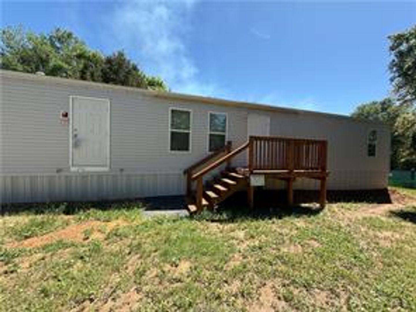 Hearne House: 10181 FM 391