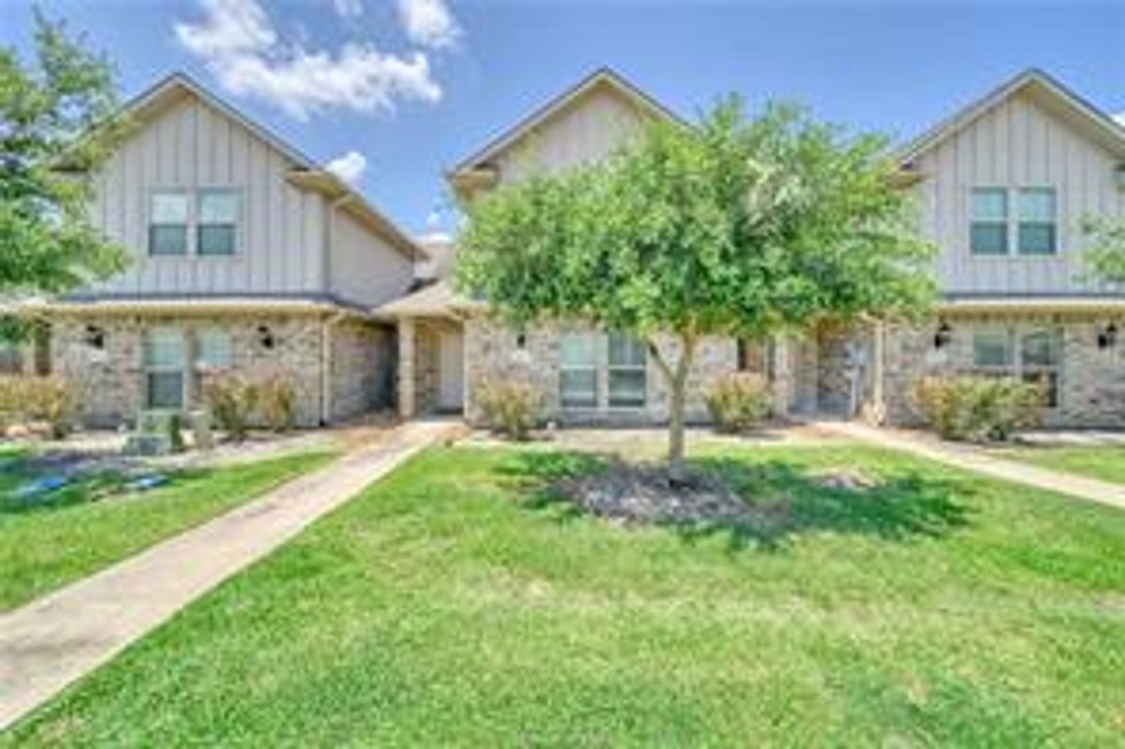 College Station Townhome: 3114 Claremont Drive