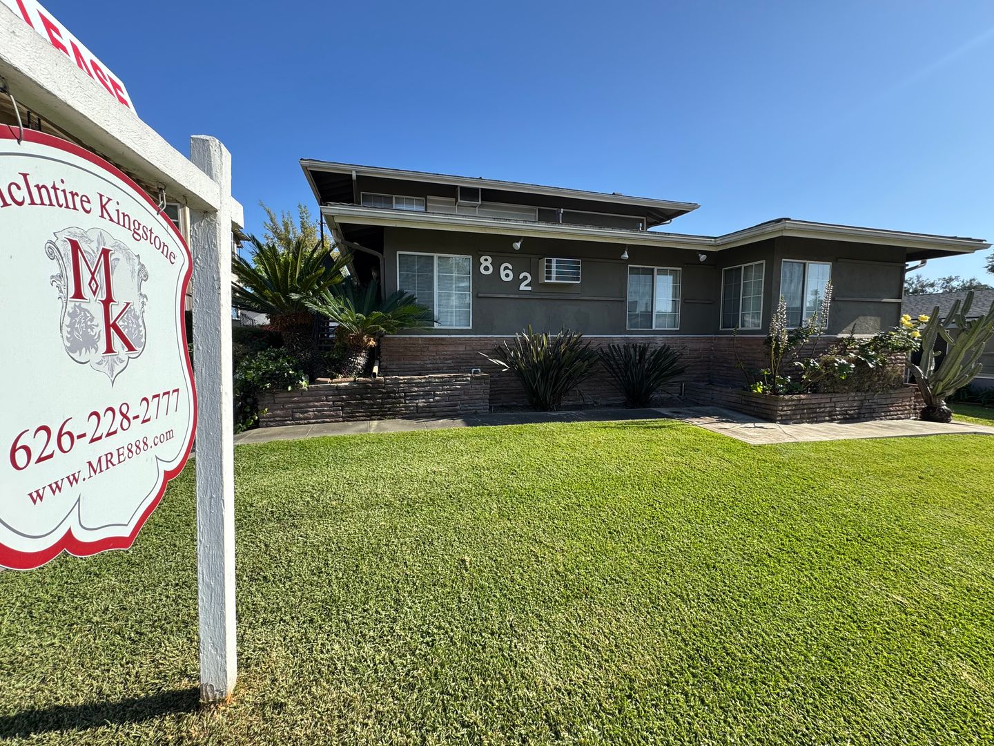 San Gabriel Apartment: 862 Carillo Drive