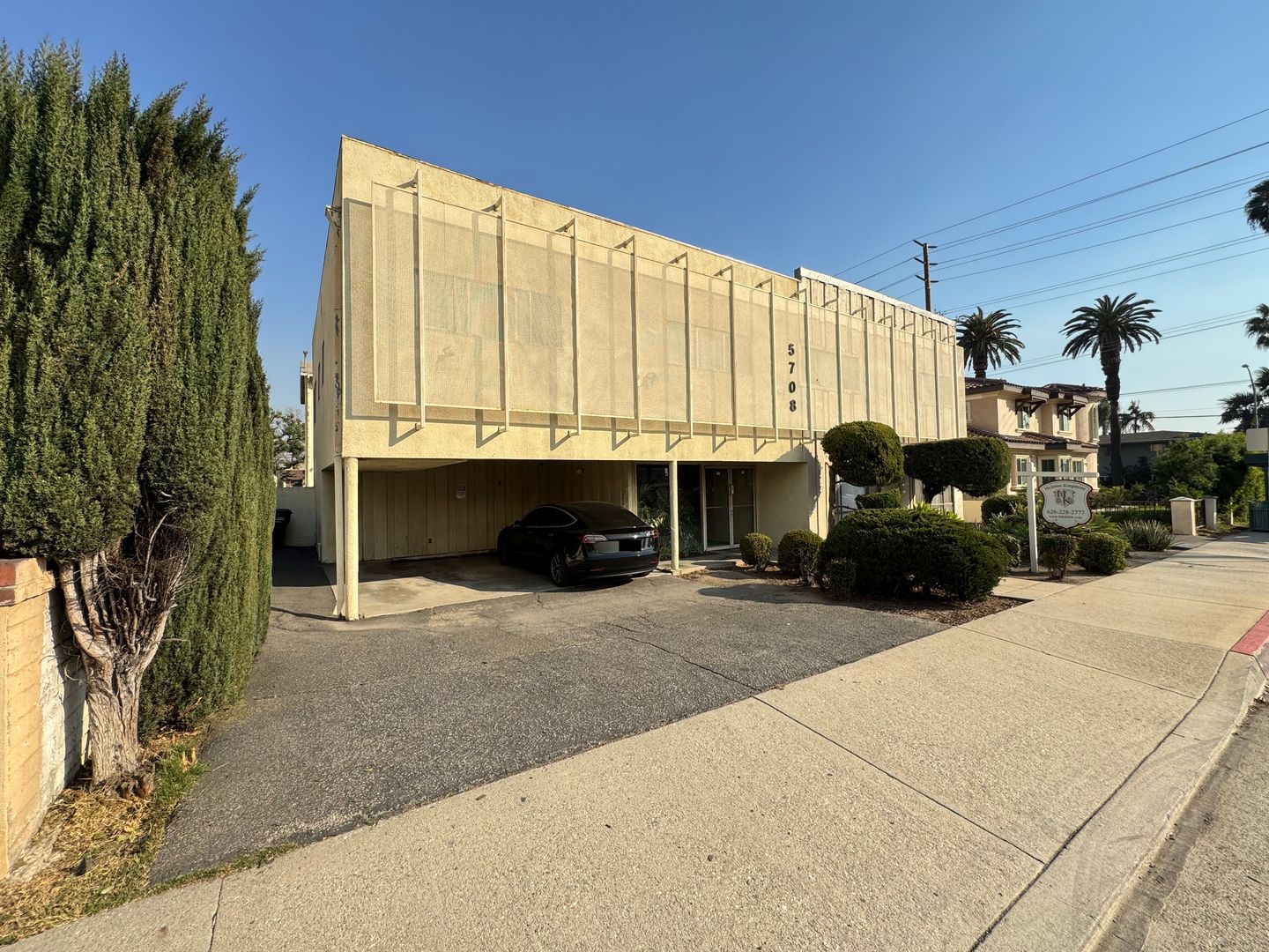 Temple City Apartment: 5708 Temple City Blvd.