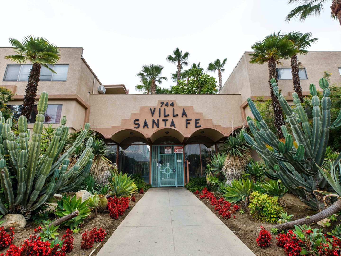 West Covina Apartment: 744 N Azusa Ave