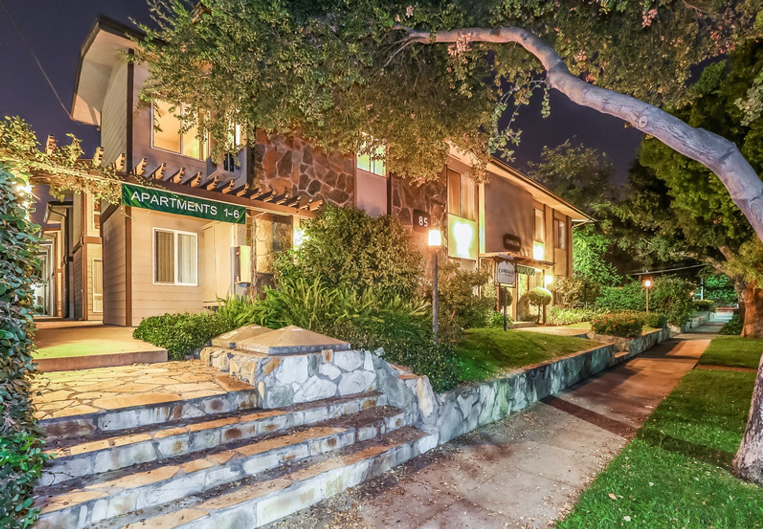 Pasadena Apartment: 85 N Holliston Ave