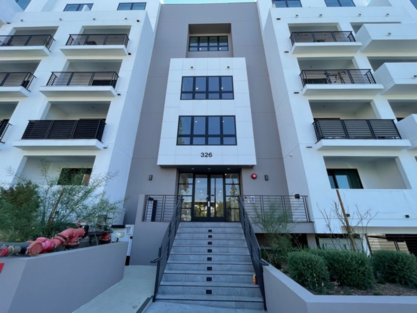 Los Angeles Apartment: 326 S Reno Street