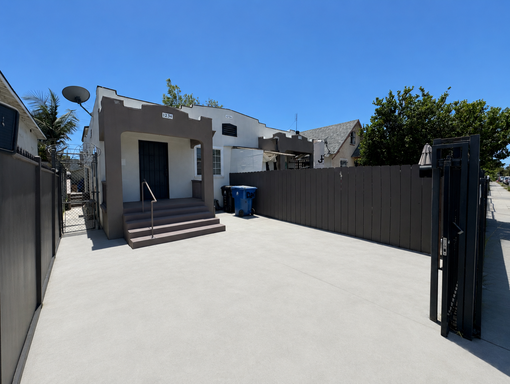 Prime South LA 2BR – Washer/Dryer Included! – photo 1