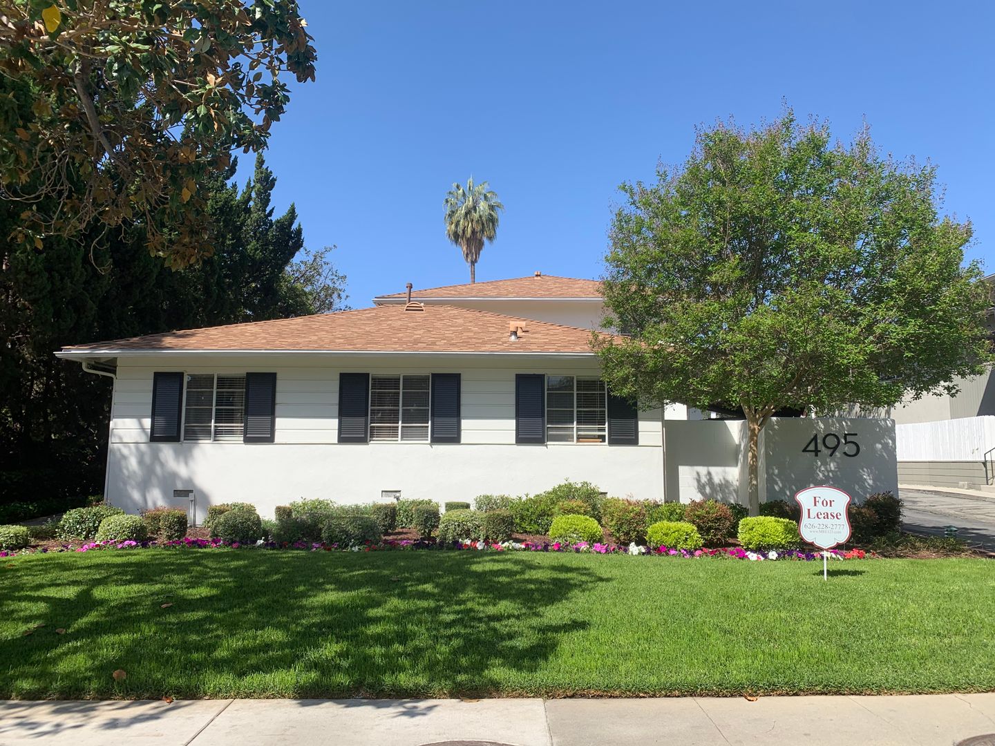 Pasadena Apartment: 495 S. Madison Avenue