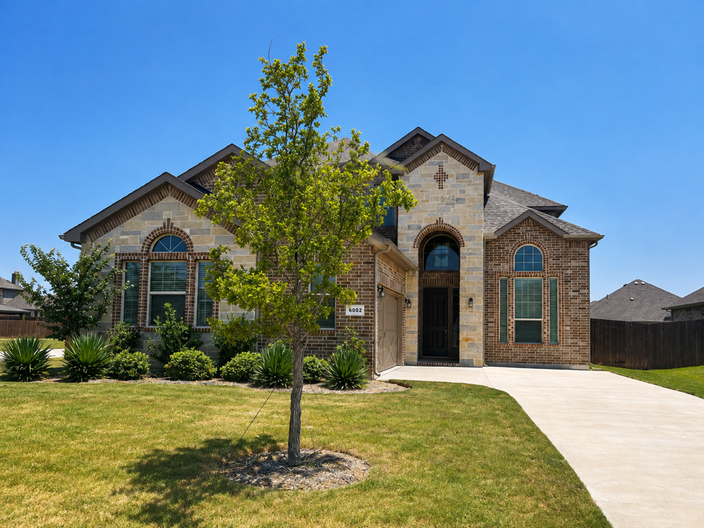 Midlothian House: 6002 14th St