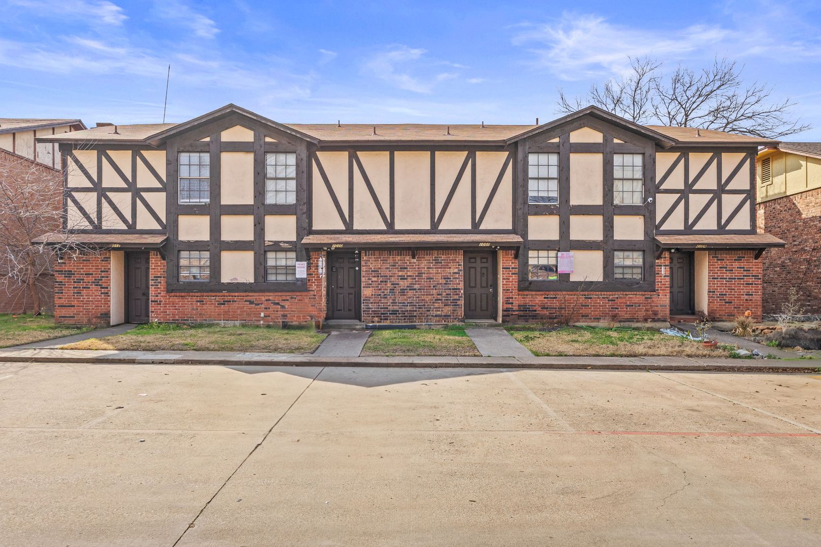Arlington Apartment: 1006 Bland Dr.
