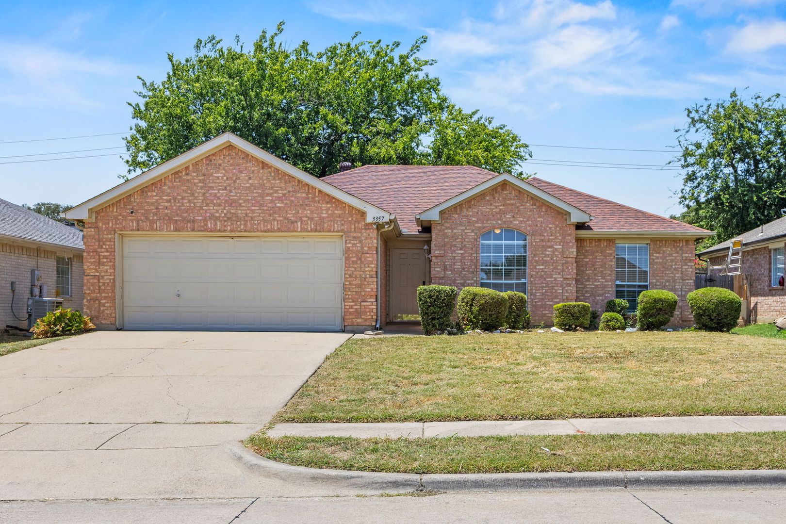 Grand Prairie House: 3357 Galaway Bay Dr