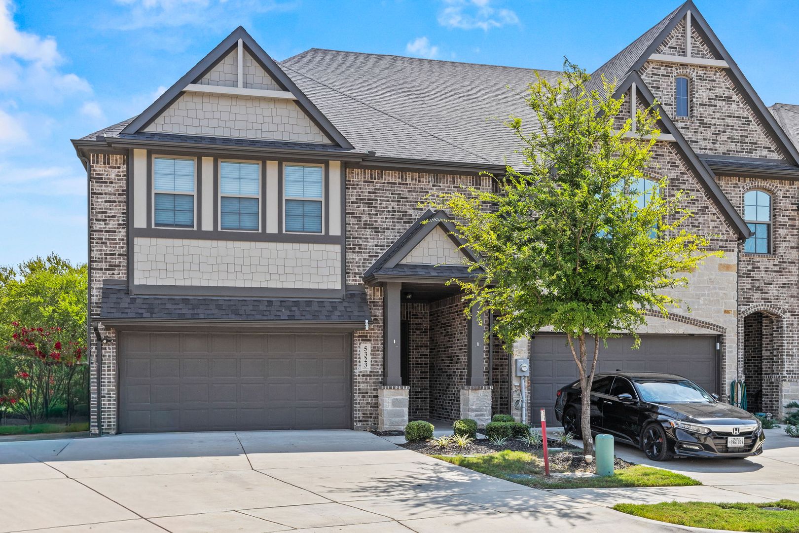 Arlington House: 5323 Winged Foot Dr