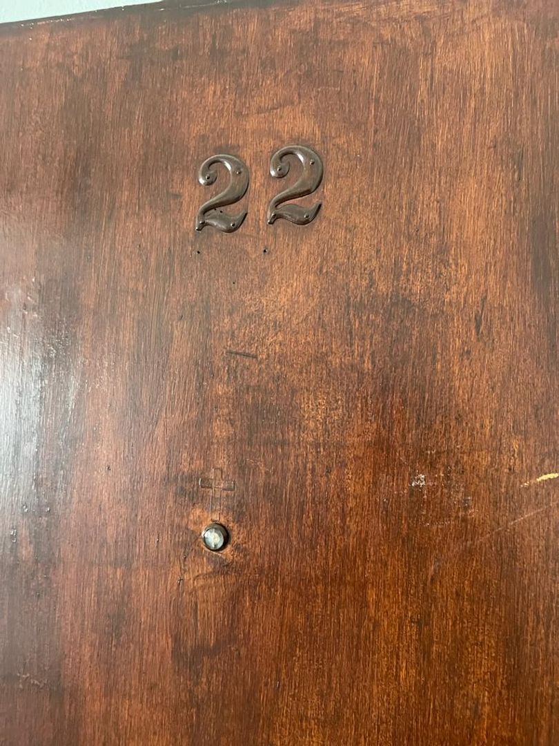 Glendale Apartment: 209 West Elk