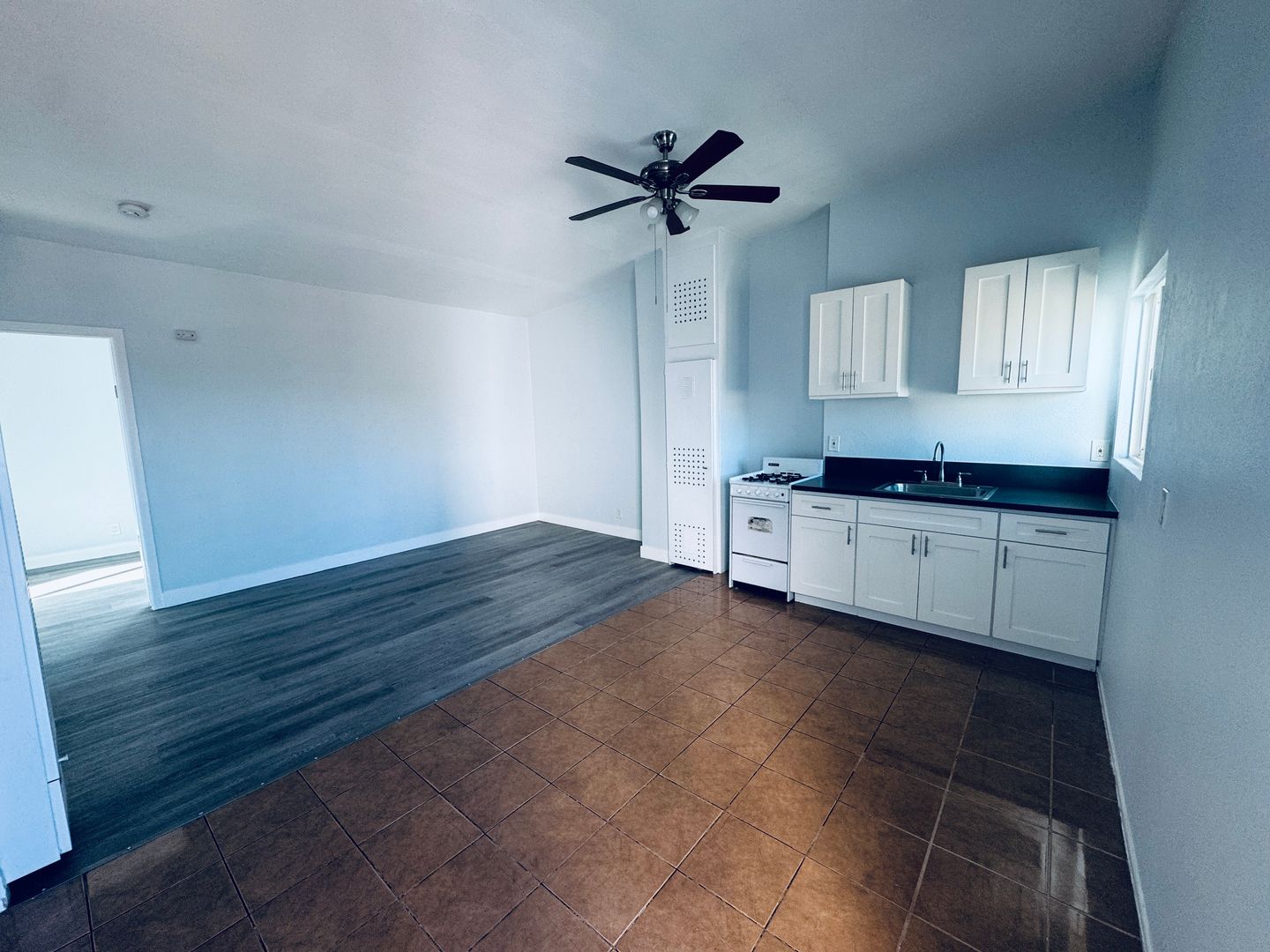 Eagle Rock Apartment: 1616 Yosemite Drive