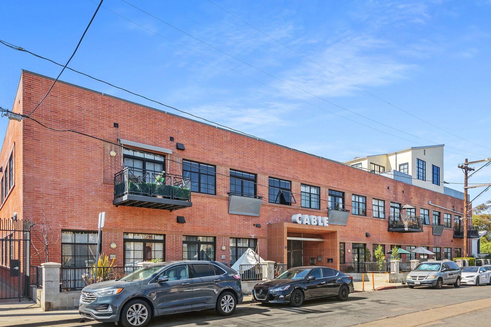 San Diego Condo: 3940 7th Ave