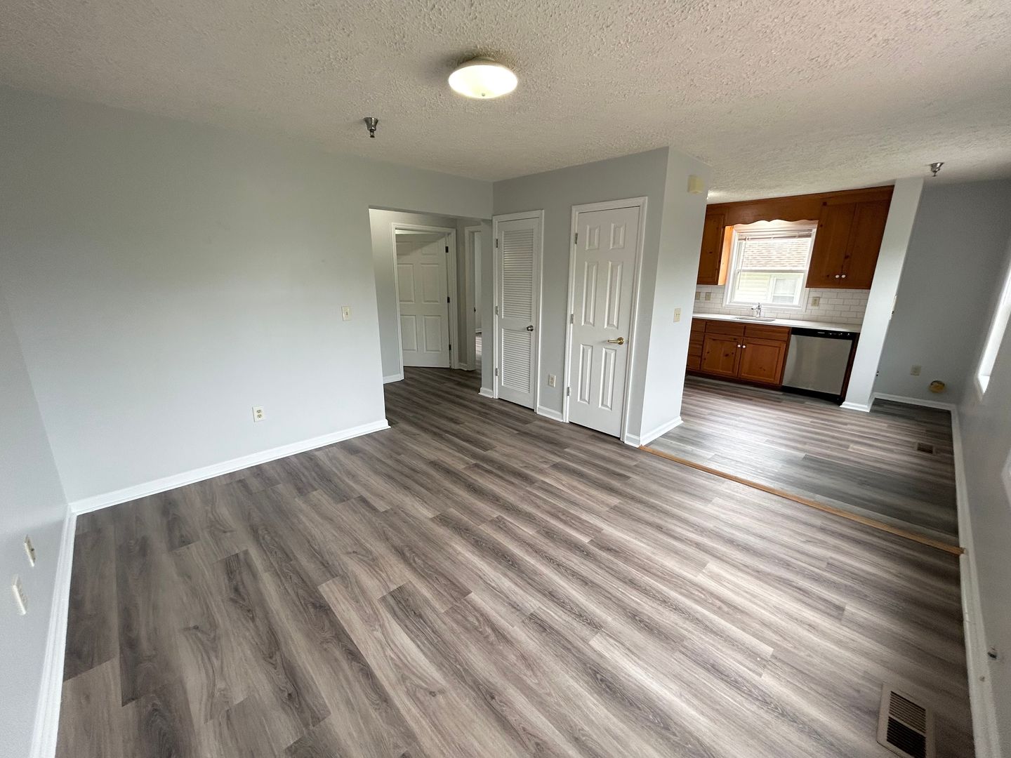 Blacksburg Apartment: 1324 North Main Street