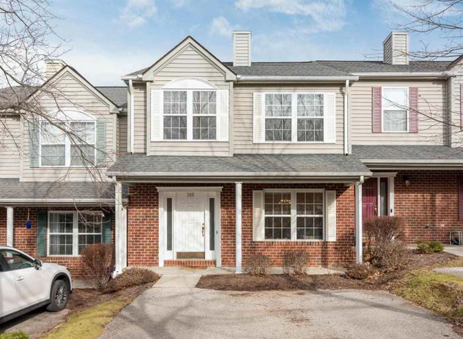 Christiansburg House: 365 Oak Tree Boulevard