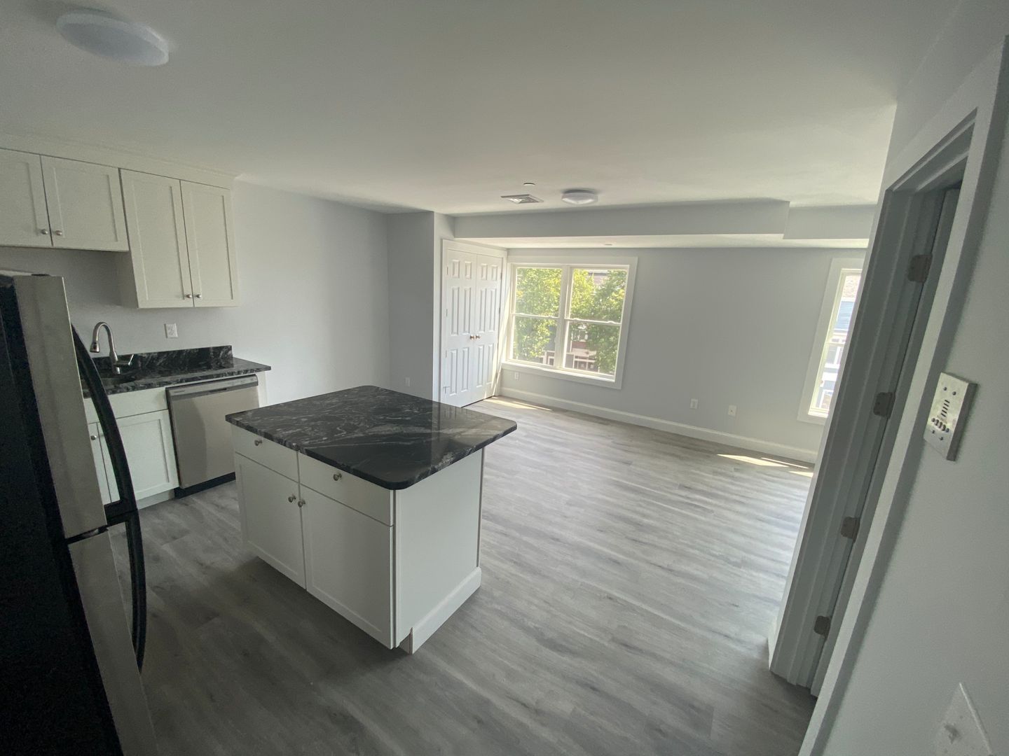 Salem Apartment: 57 Wharf St., Suite 2E