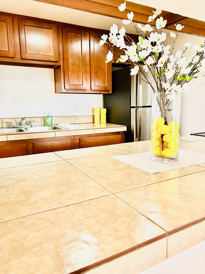 Phoenix Apartment: 3101 N. 36th St.