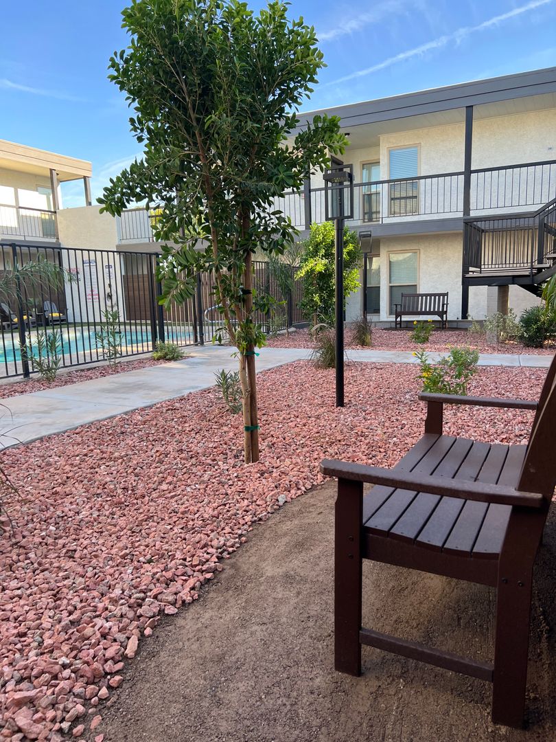 Phoenix Apartment: 3101 N. 36th St.
