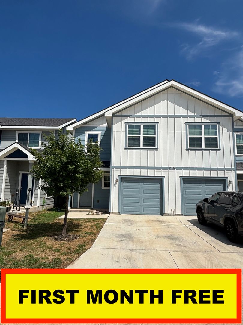 San Antonio Townhome: 13314 Stadium Cove - Unit 101