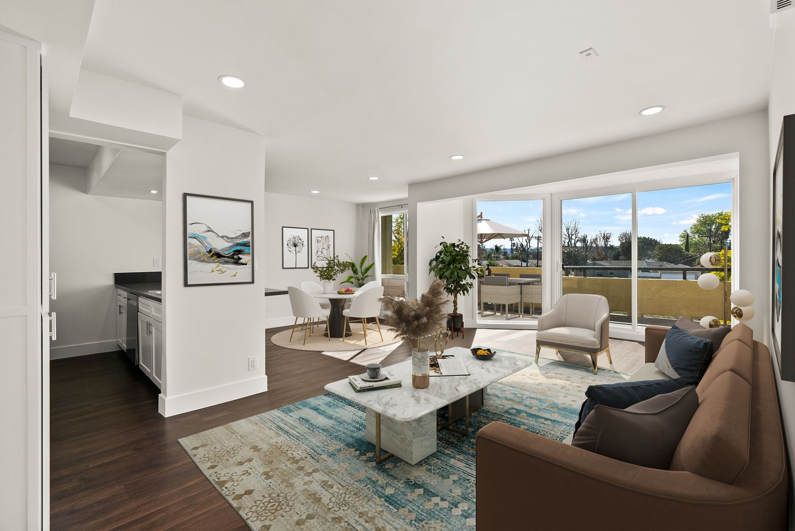 Lake Balboa Apartment: 16550 Vanowen Street