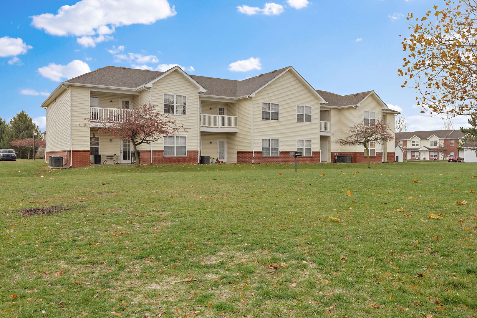 Greensburg House: 1308 E Liberty Circle