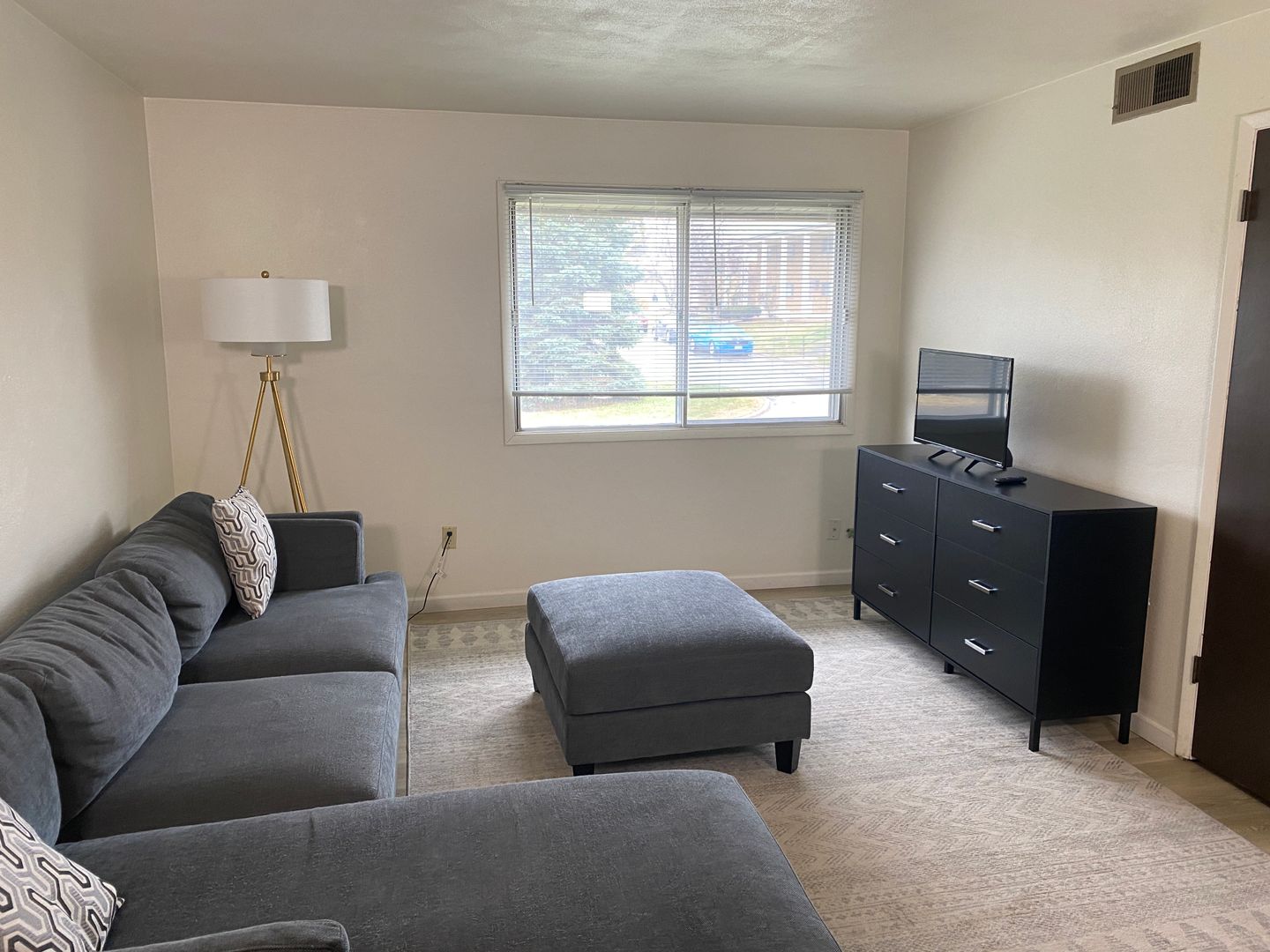 Iowa City Apartment: 700-721 Carriage Hill