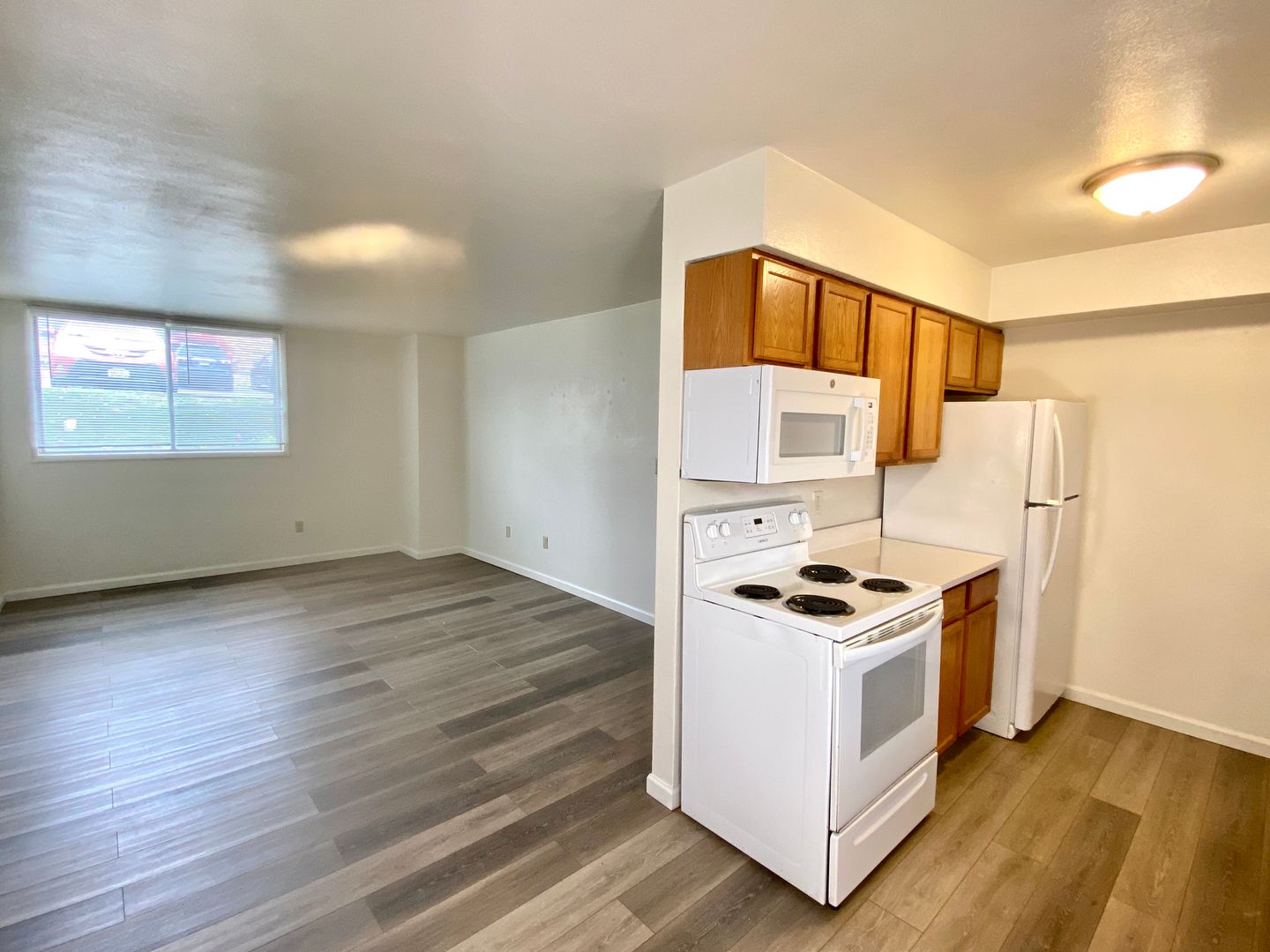 Iowa City Apartment: 700-721 Carriage Hill