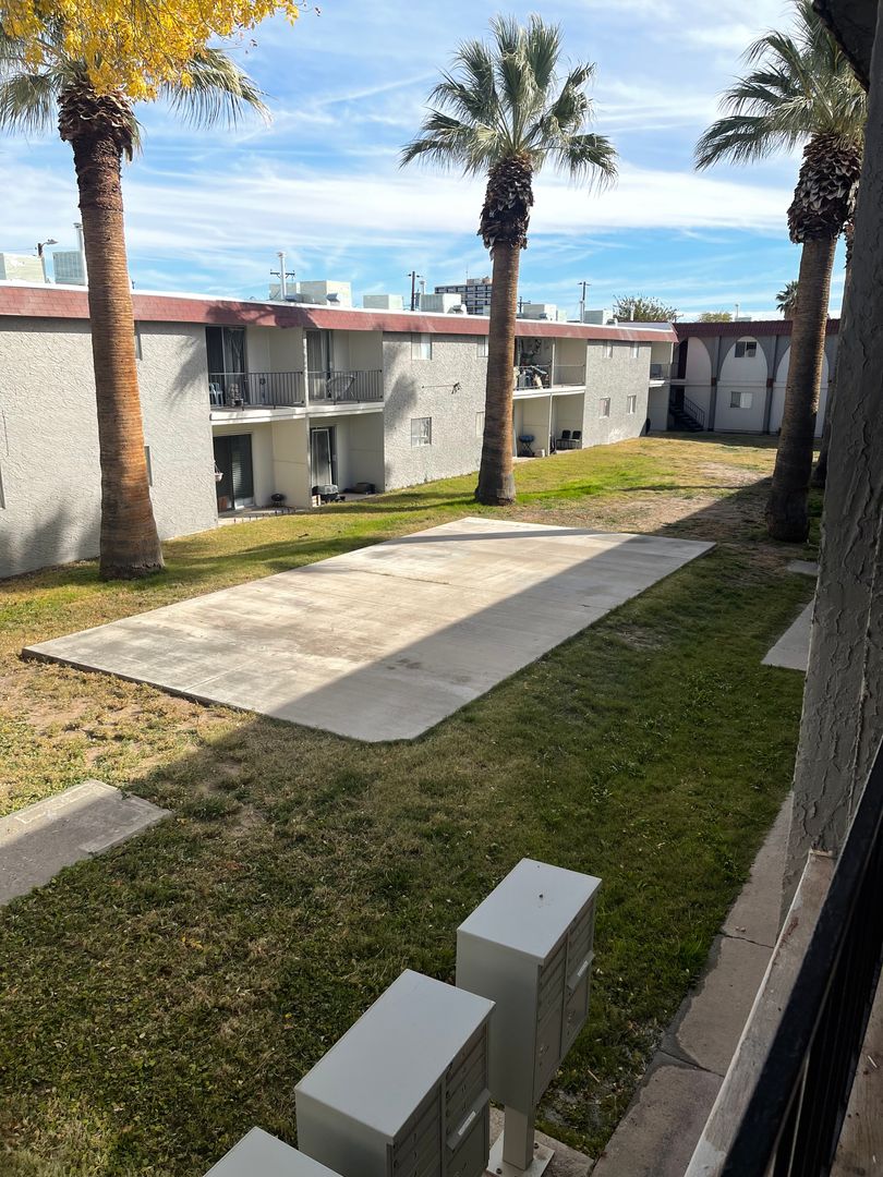 Las Cruces Apartment: 505 W Griggs