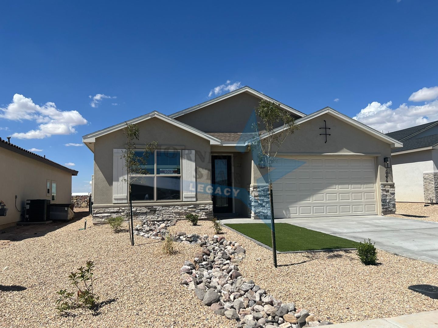 Las Cruces House: 2994 Prado Del Sol Ave