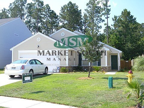 Savannah House: 128 Lake Pointe Drive
