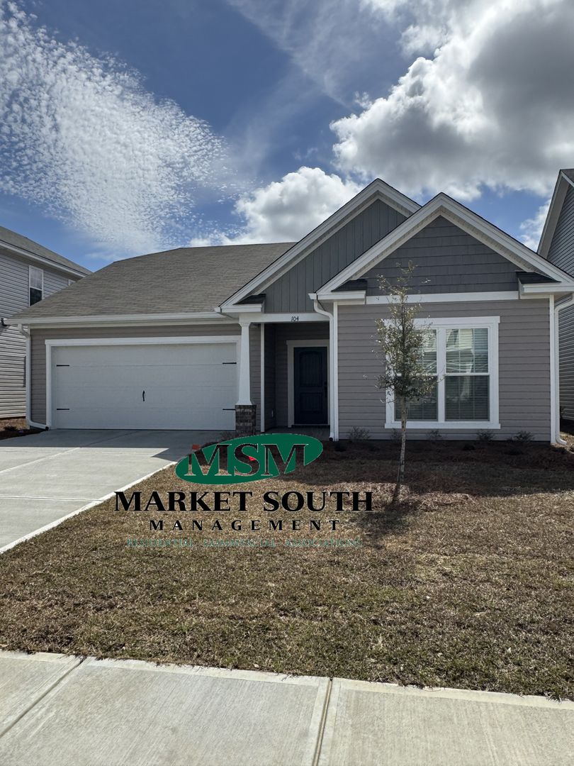 Bloomingdale House: 104 Exmoor Circle