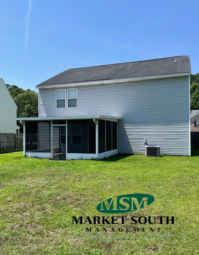 Port Wentworth House: 4 Lakeshore Blvd