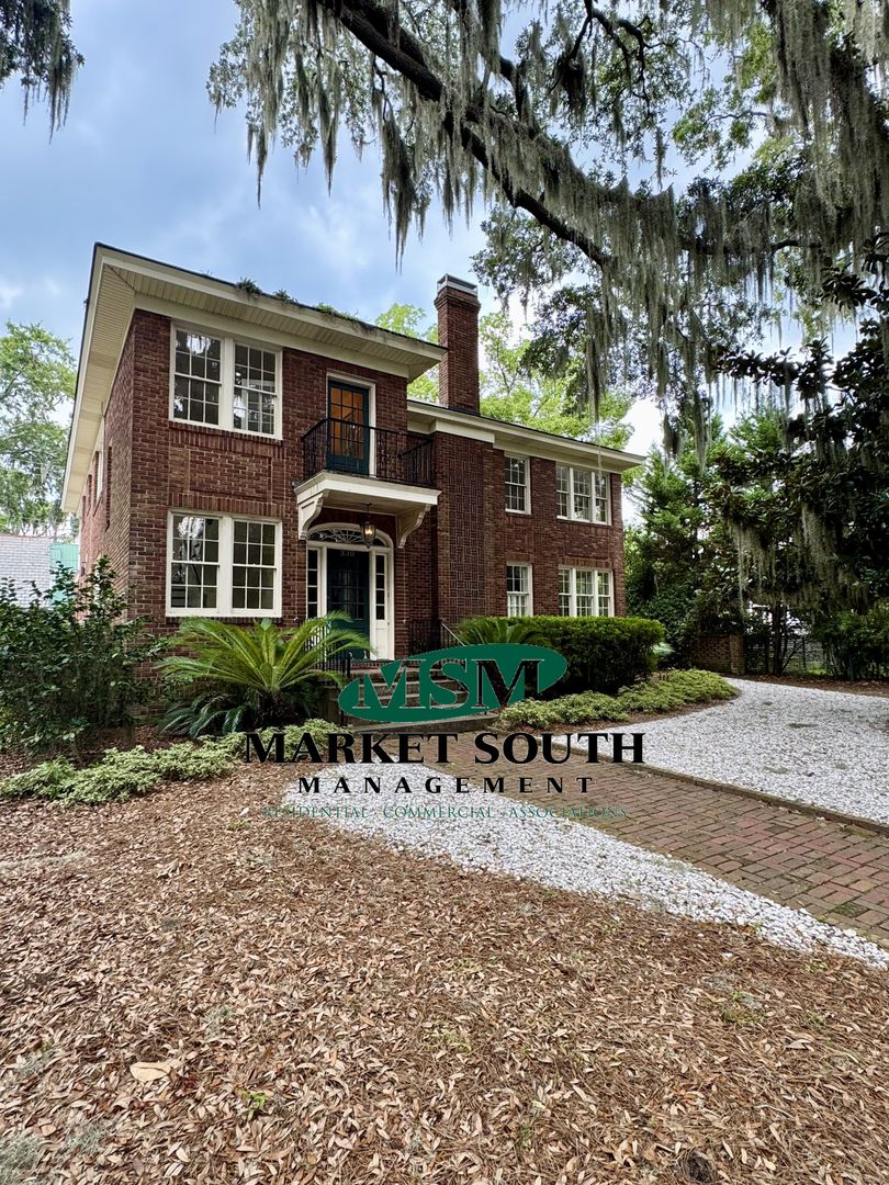Savannah House: 330 E. 46th Street Upper