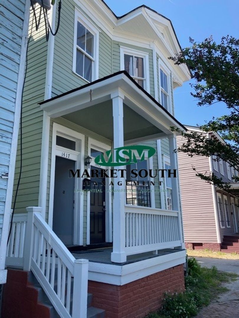 Savannah Apartment: 1415 Habersham Street