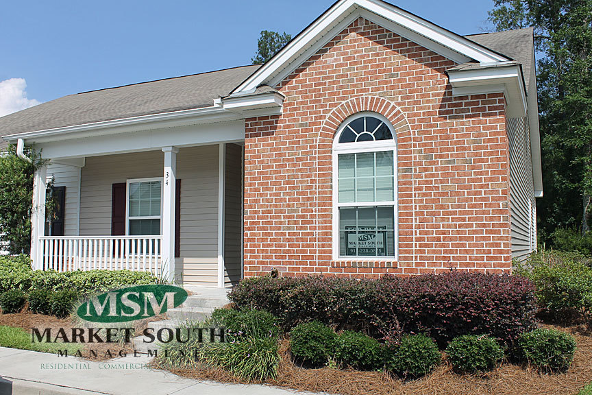 Savannah House: 34 Falkland Avenue