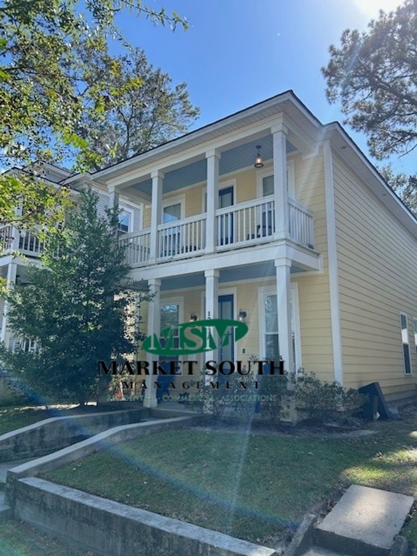 Savannah House: 1213 E. 31st Street Unit A