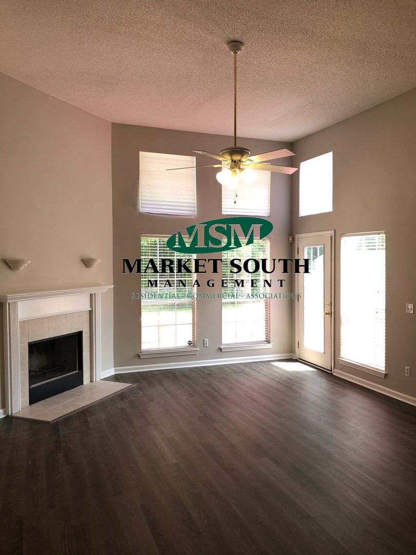 Pooler House: 132 Cross Creek Drive