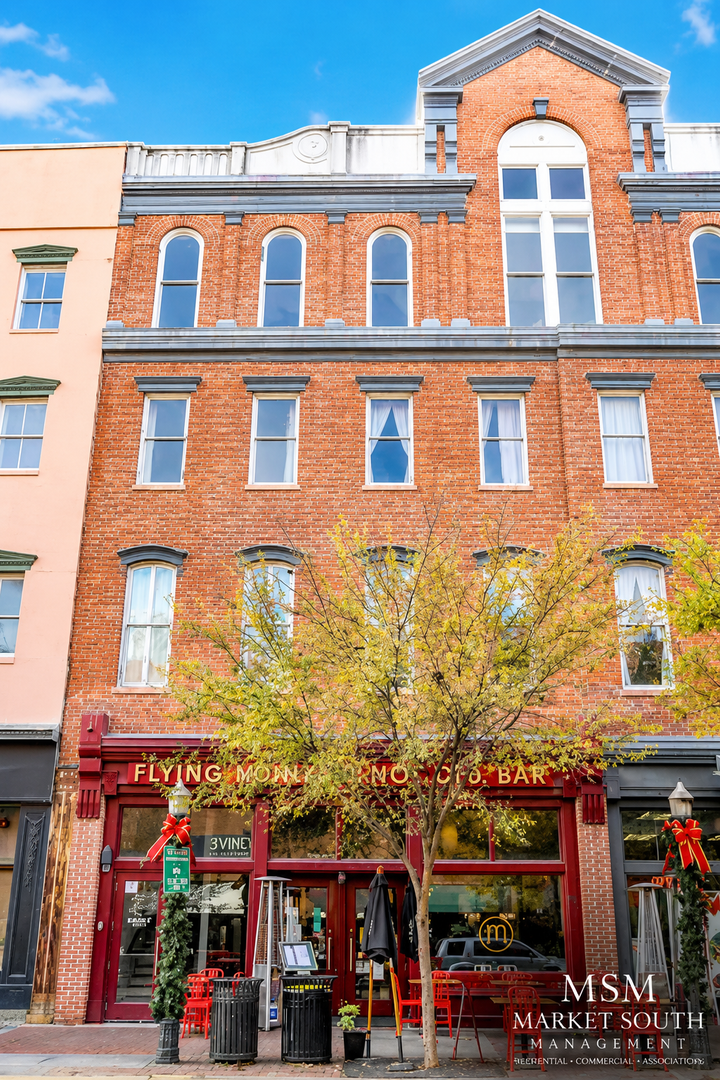 Savannah House: 5 W. Broughton Street Unit 401