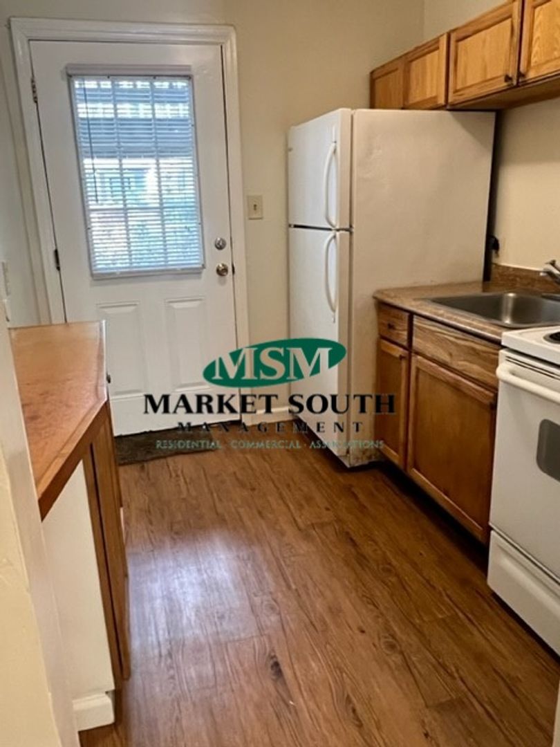 Savannah House: 1200 E. Bolton Street Unit C